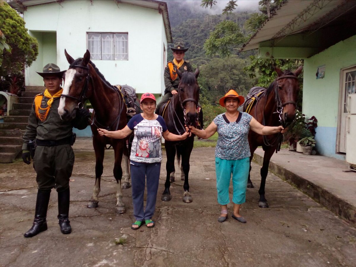 Carabineros y campesinos
