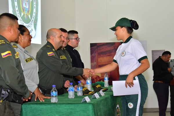 policía-comprometido