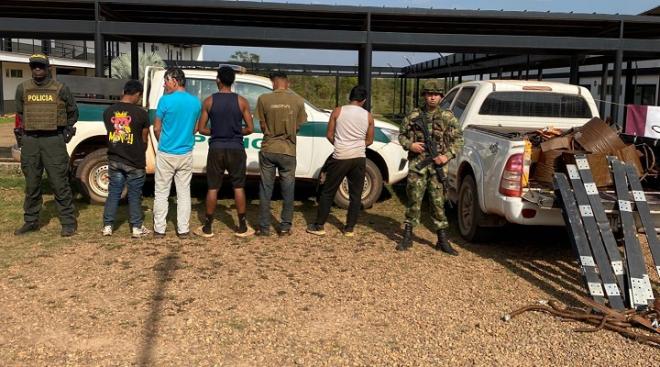 Cinco personas capturadas y más de 900 kilogramos de cobre recuperados en operativo policial y militar