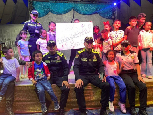 Actividad con niños de comunas vulnerables en Popayán