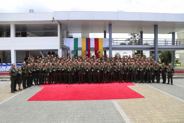 Clausura_academica_curso_017_ESMEB_03