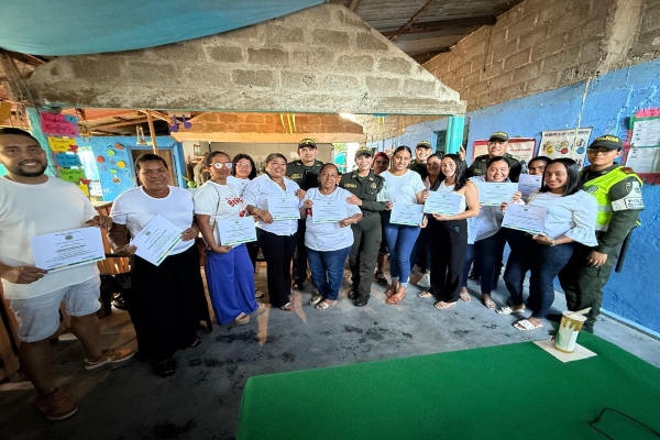 El Grupo de Policía Comunitaria transformó 24 horas de trabajo intenso