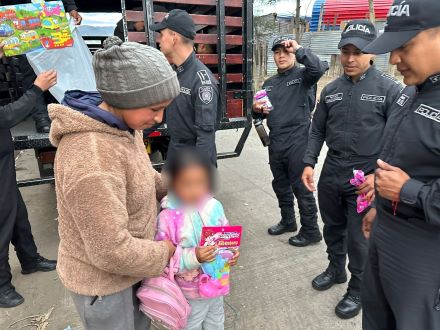 Unidos en el #PlanNavidad familias felices 