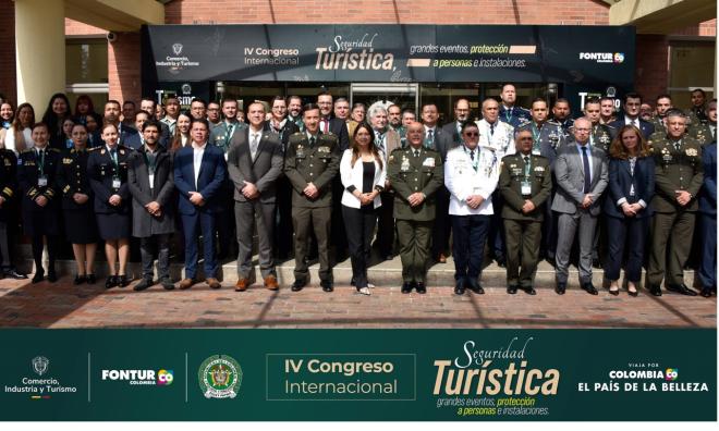 Fotografía de los invitados al congreso internacional de turismo