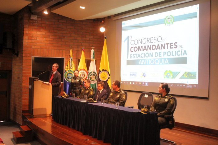 Comandantes de Estación 