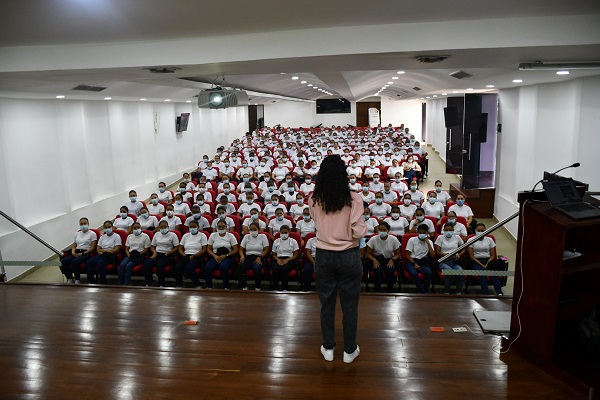 Conmemoración día internacional de lucha contra el cáncer de mama