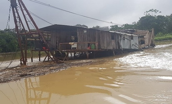 Continua la lucha frontal contra la minería ilegal en el Chocó