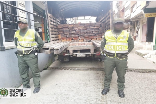 Continuamos-operaciones-contra-el-aprovechamiento-ilícito-de-madera-en-el-Chocó