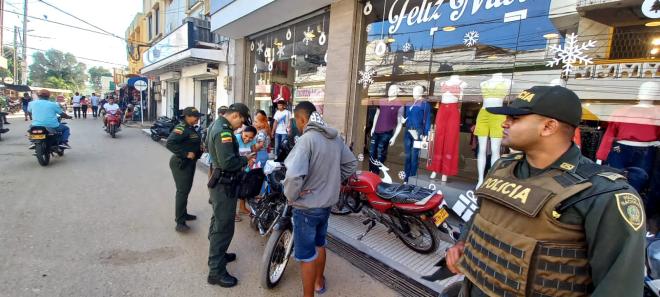 Controles en las vias principales de los lugares de comercio