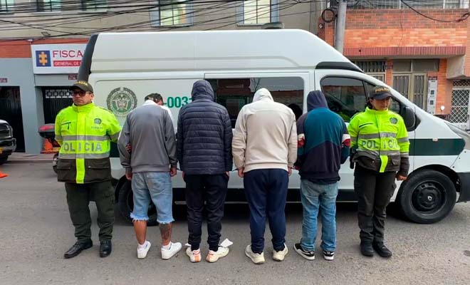 Cuatro capturados por hurtar un vehículo en la comuna dos de la ciudad de Soacha
