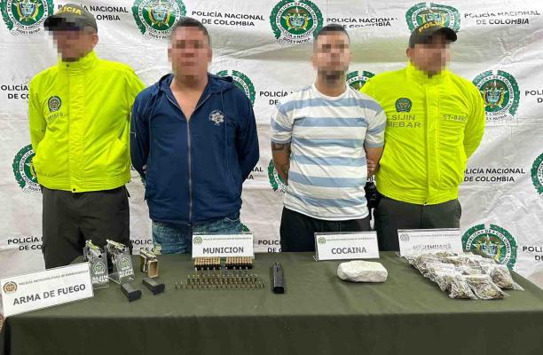 Incautados dos revólveres calibre 38 y una pistola calibre 25 milímetros