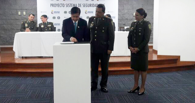 Convenio entre Ministerio del Interior y Policía Nacional