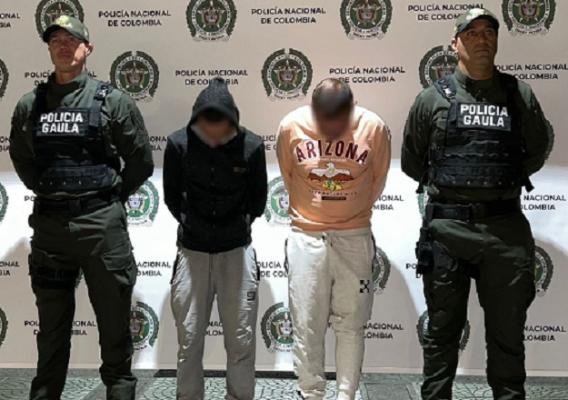 Dos hombres fueron capturados por extorsionar a comerciantes