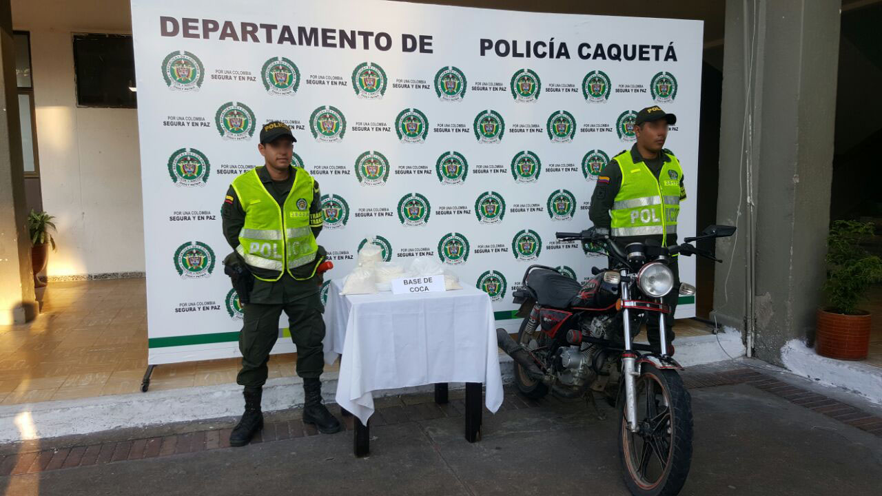 droga-incautada-y-motocicleta-inmovilizada