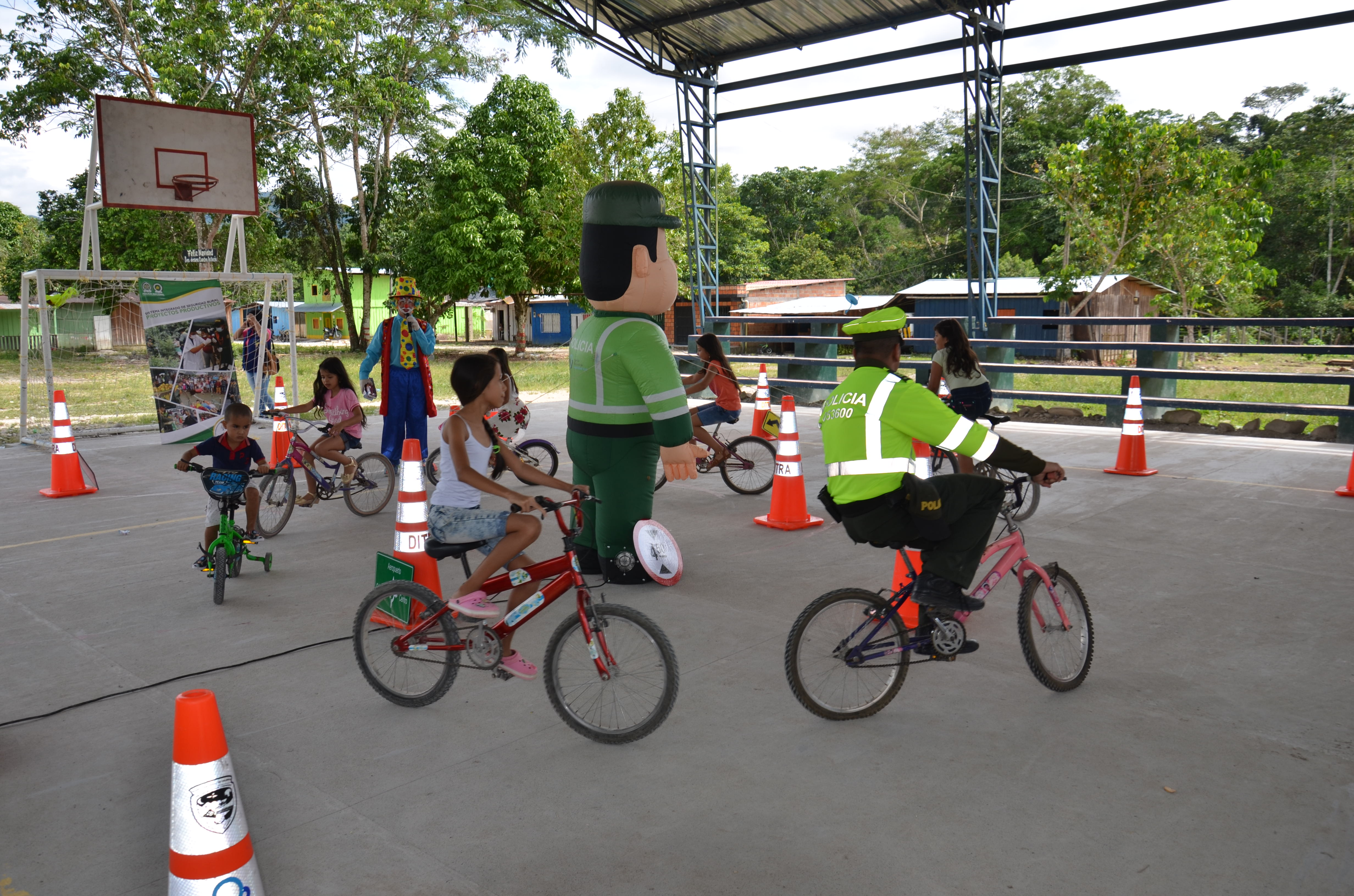 Policía presenta feria de seguridad ciudadana en Piamonte Cauca