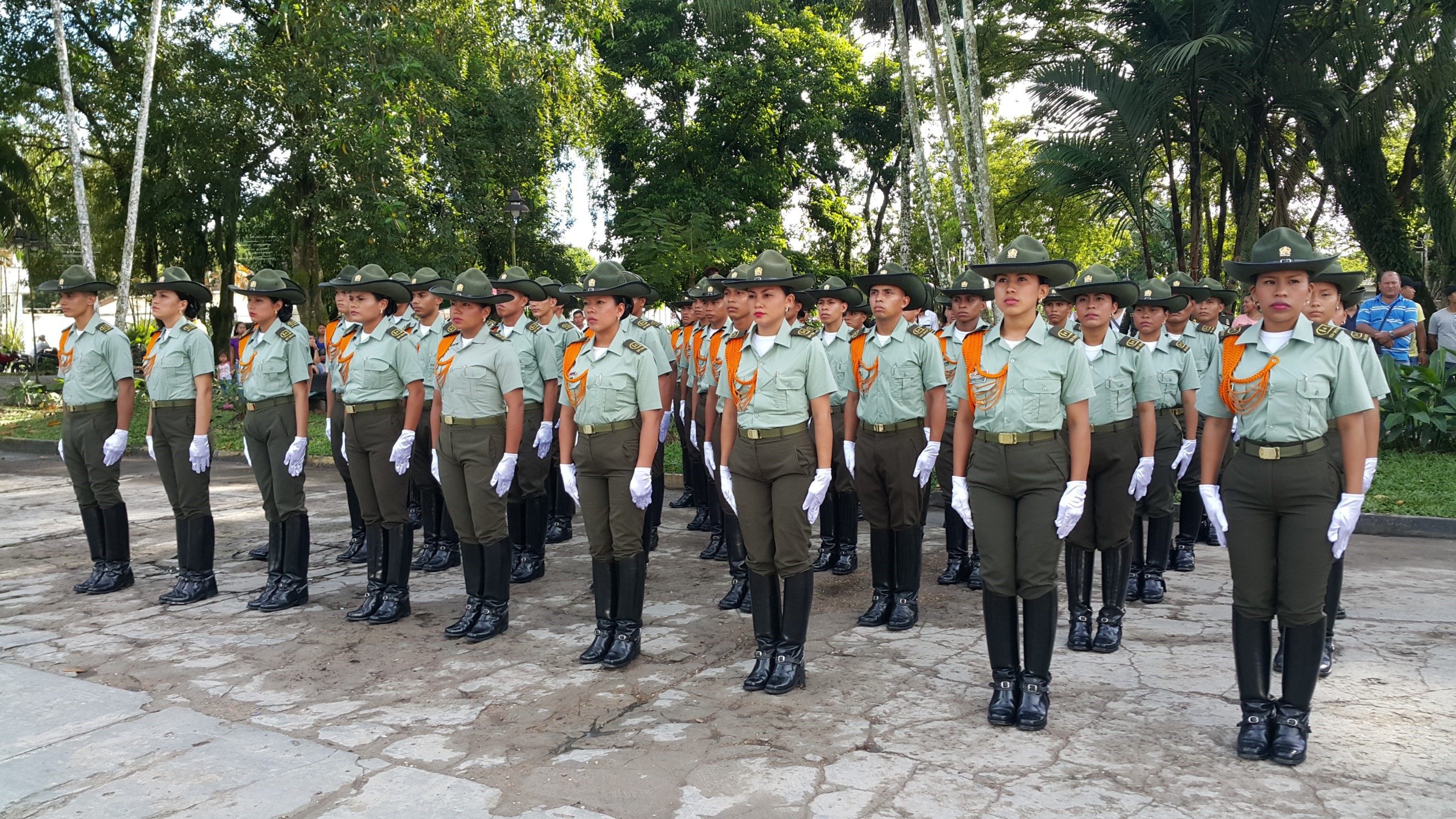 Curso 023 del Centro de Instrucción Leticia - CILET - se graduó 