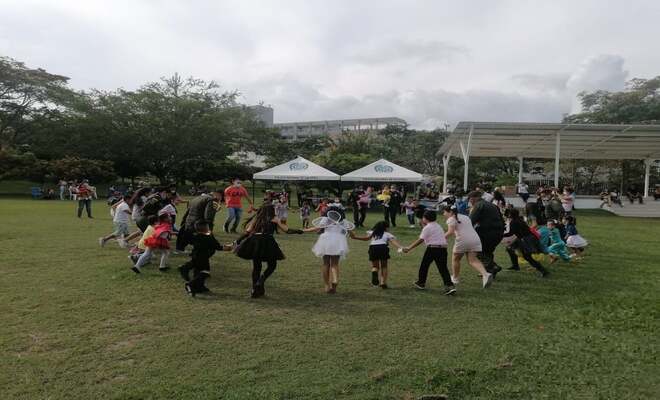 niños, niñas y adolescentes, disfrutando de las actividades lúdicas y recreativas
