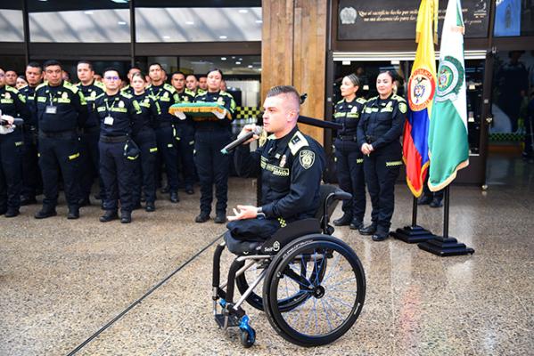 Palabras por parte del patrullero (P) Neyder Parra dando un mensaje alusivo para el evento homenaje al Día Internacional de Información sobre el Peligro de las Minas y de Asistencia para las Actividades Relativas a las Minas  