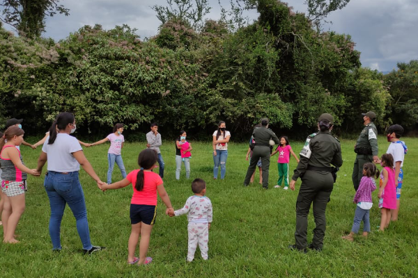Juntos por el bienestar de nuestros niños, niñas y adolescentes