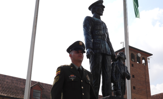 Patrullero monumento torres huertas