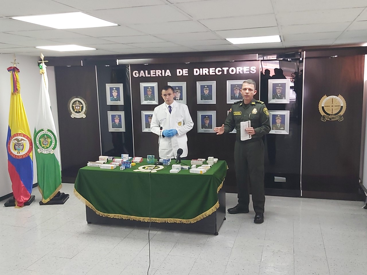 Rueda de prensa caso medicamentos alterados
