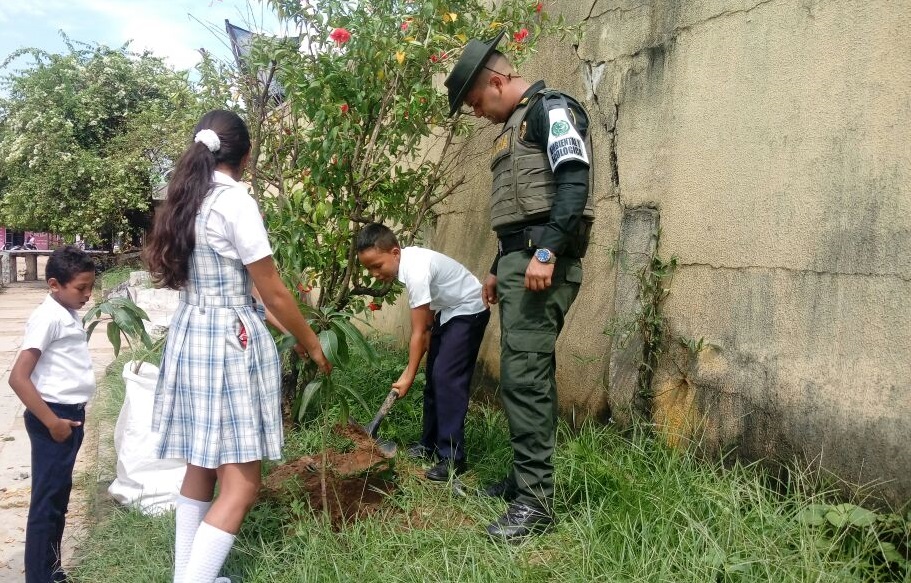 La siembra de árboles despertó la conciencia social para el respeto y el cuidado de la naturaleza