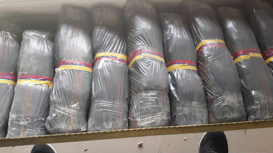 Incautados-400-kilos-de-marihuana-y-24-kilos-de-cocaína 