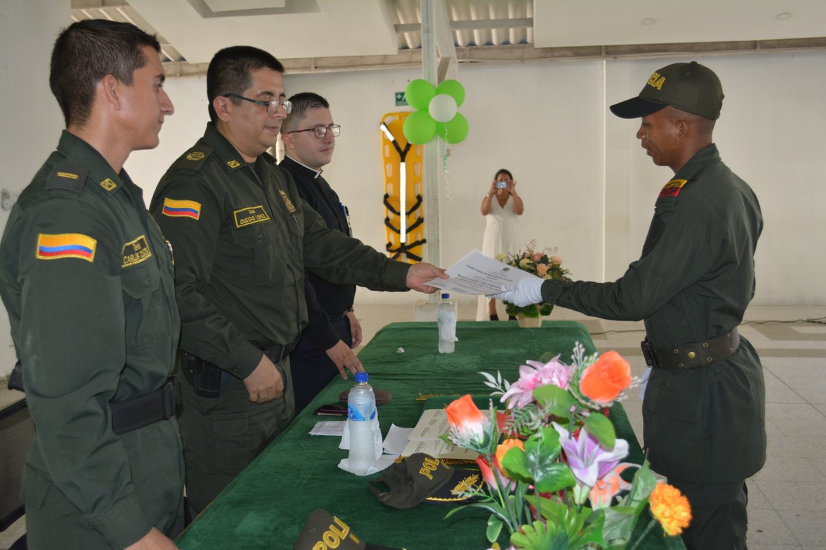 Graduación auxiliares de policía
