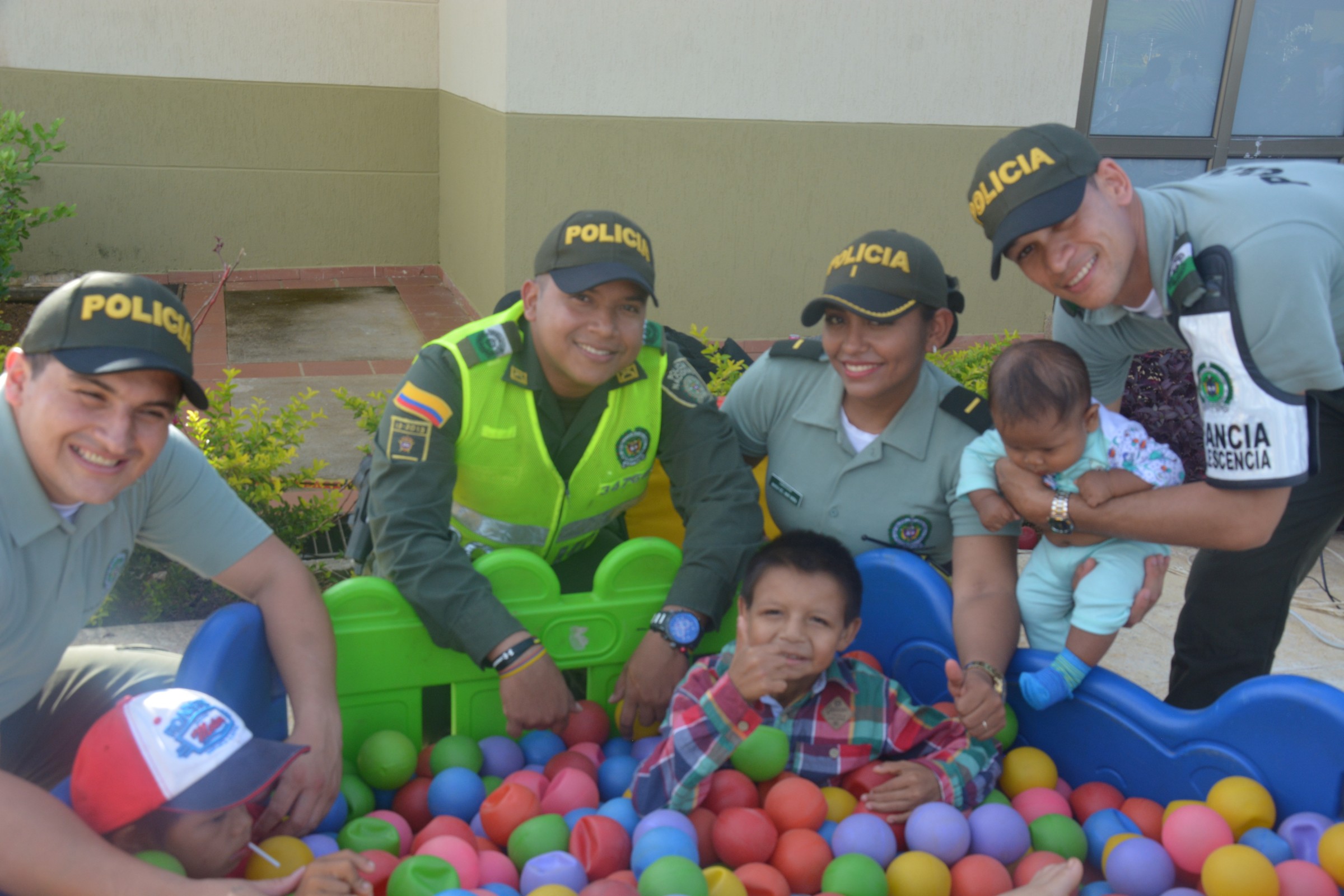 Realizamos hidroterapia a nuestros niños indígenas con capacidades especiales