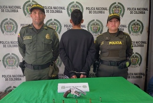 Capturado por porte ilegal de arma de fuego 