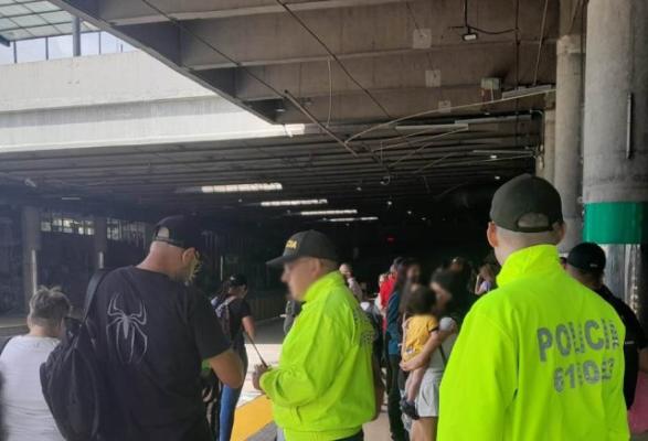 Solicitud de antecedentes por parte de la seccional de la investigación criminal en el sistema de transporte masivo 