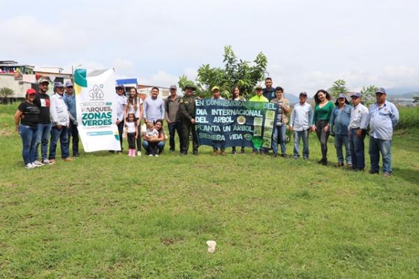 Conmemoramos el día internacional del árbol en el área metropolitana de Pereira
