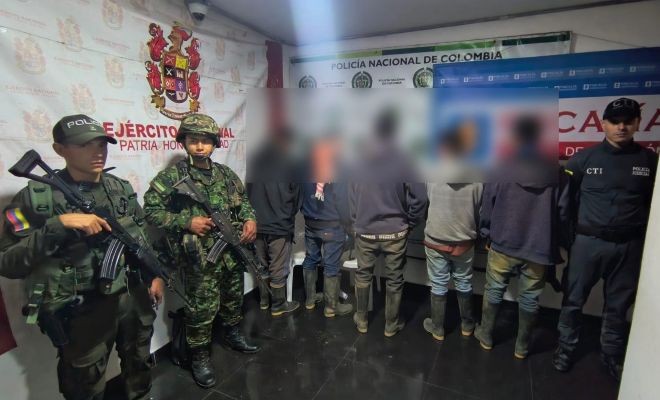 cinco capturados, un funcionario de la fiscal&iacute;a, uno del ej&eacute;rcito y uno de la polic&iacute;a nacional