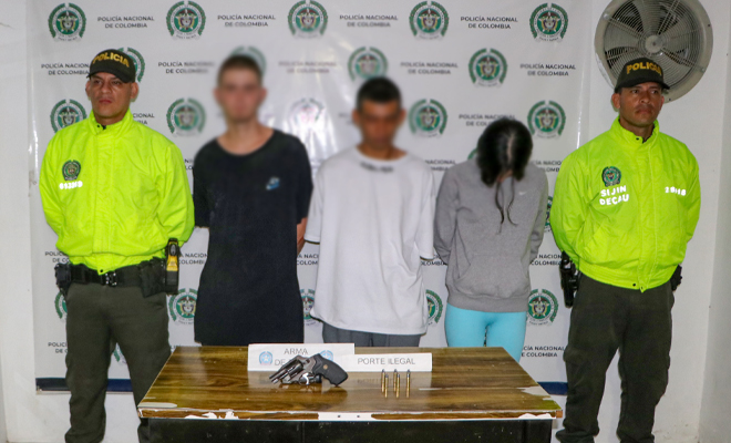 En el operativo realizado fueron capturados tres adultos y aprehendido un adolescente