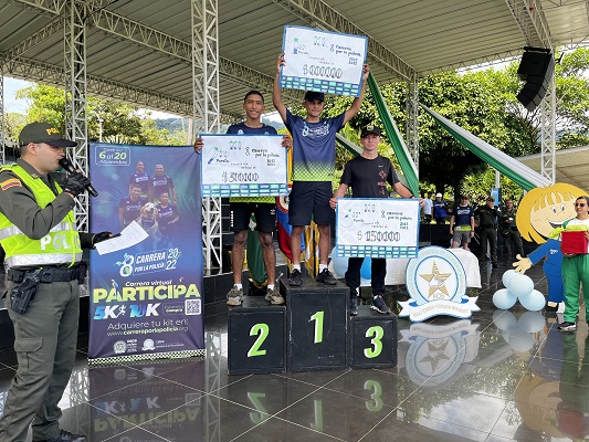 Carrera por la Policía 10K, “Un reto para ti, un honor para nosotros”.