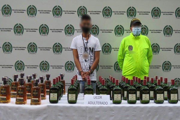 En Popayán incautamos 45 botellas de licor adulterado 