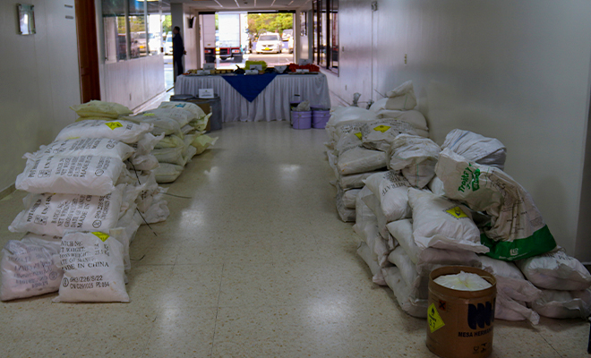 Desarticulada red de tráfico de explosivos e incautación de más de tres toneladas de sustancias explosivas y armas de fuego.