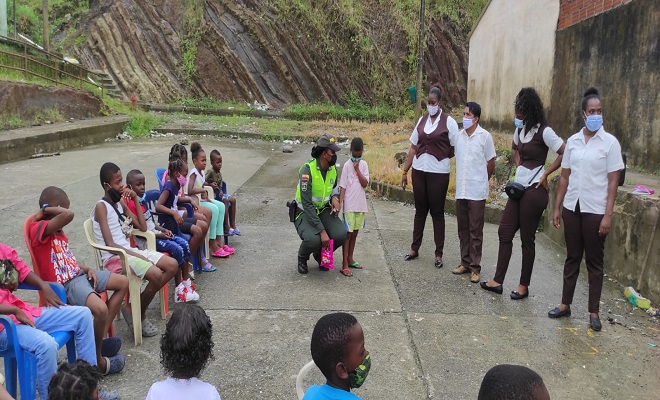 La patrullera Hanssy es protagonista de una historia muy especial 