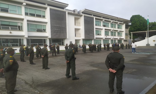 La policía en él Chocó continúa trabajando para contener el covid-19