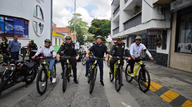 Acompañamiento de autoridades político-administrativas del departamento y la ciudad
