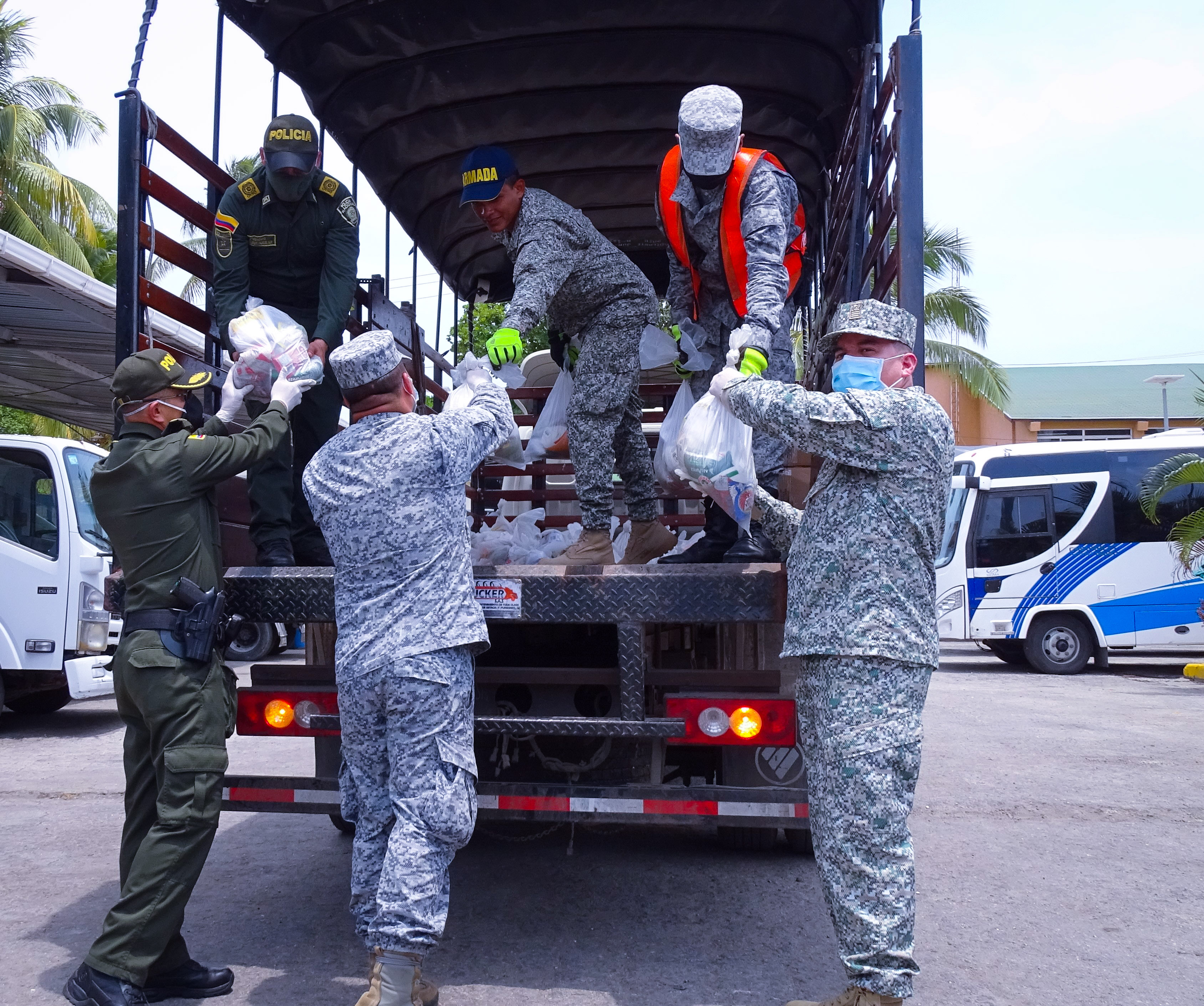 Llegaron las ayudas del Club 1000 Mercados para san Andrés