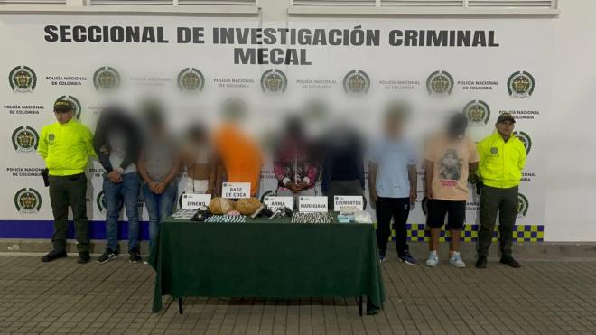 Los descubrimos dosificando al menos seis mil dosis de estupefacientes en la Comuna 15 de Cali