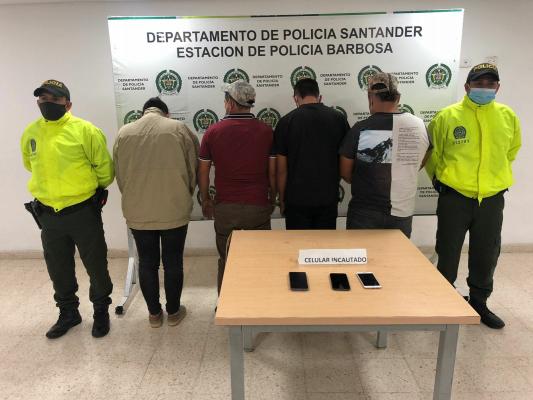 Cayeron_Los_Floros_1