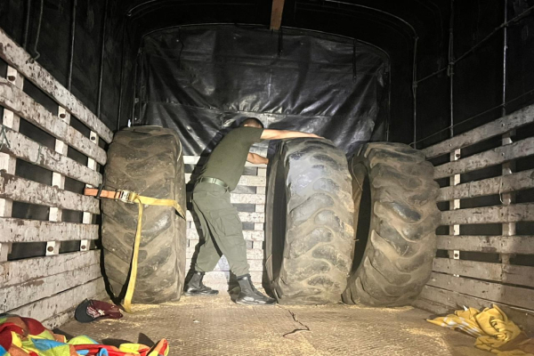 Capturan a una pareja en Riohacha con 756 kilos de marihuana