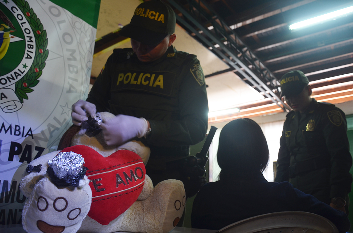 Develada nueva modalidad de transporte de sustancias alucinógenas utilizando menores de edad