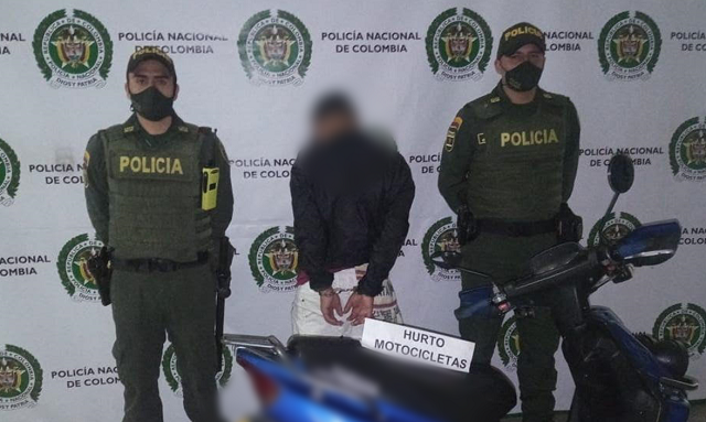 En menos de una hora logramos la recuperación de una motocicleta y capturamos al responsable 