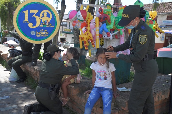 Campaña creando sonrisas ESVEL 