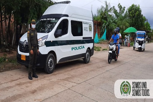 Uniformados del Modelo Nacional de Vigilancia Comunitario por Cuadrantes logran la captura de tres personas, dos mujeres y un hombre, los cuales se ocasionaron lesiones reciprocas, en el barrio Primavera I etapa, el hecho se presentó por intolerancia entre los ciudadanos y el consumo de alcohol, por la oportuna reacción de los cuadrantes se logra la captura de estas personas por el delito de lesiones personales.