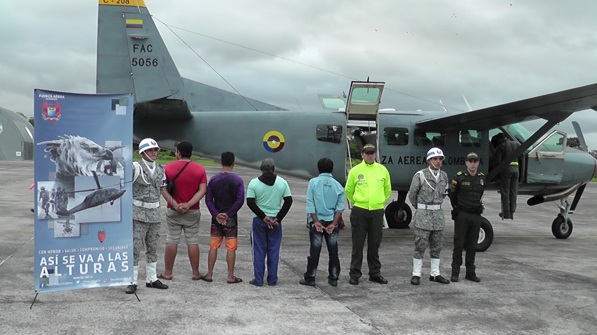 Intervención de nave del grupo aéreo del amazonas 