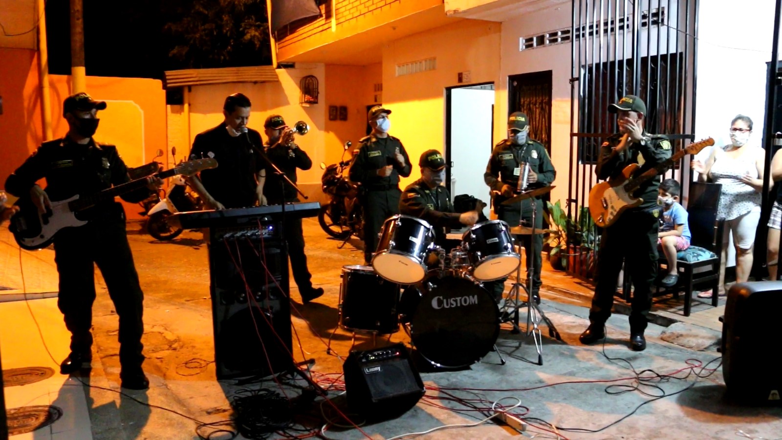 Orquesta aviación Policía Nacional 